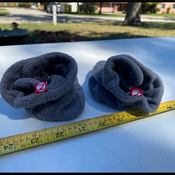 Zutano Fleece Toddler Shoes - Picture 2 of 5